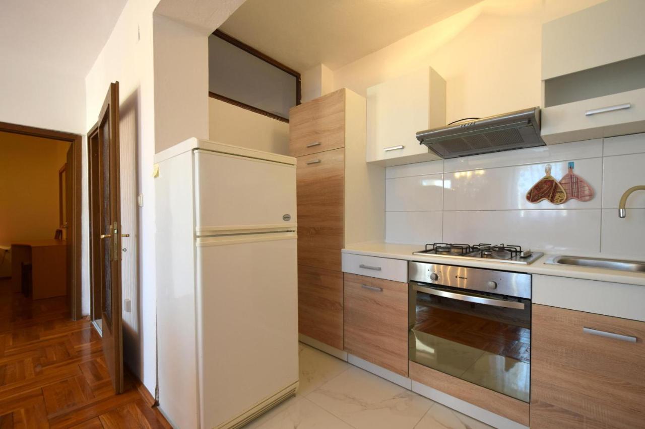 Apartments Petrovic Malinska Exteriér fotografie